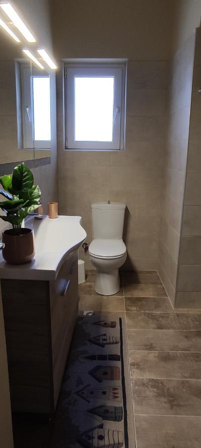 Apartament Efi'S House Wolos Zewnętrze zdjęcie